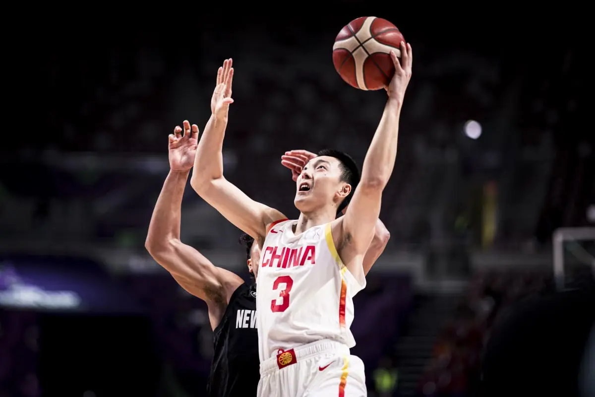 胡明轩火热, 占上风 胡明轩火热, 占上风