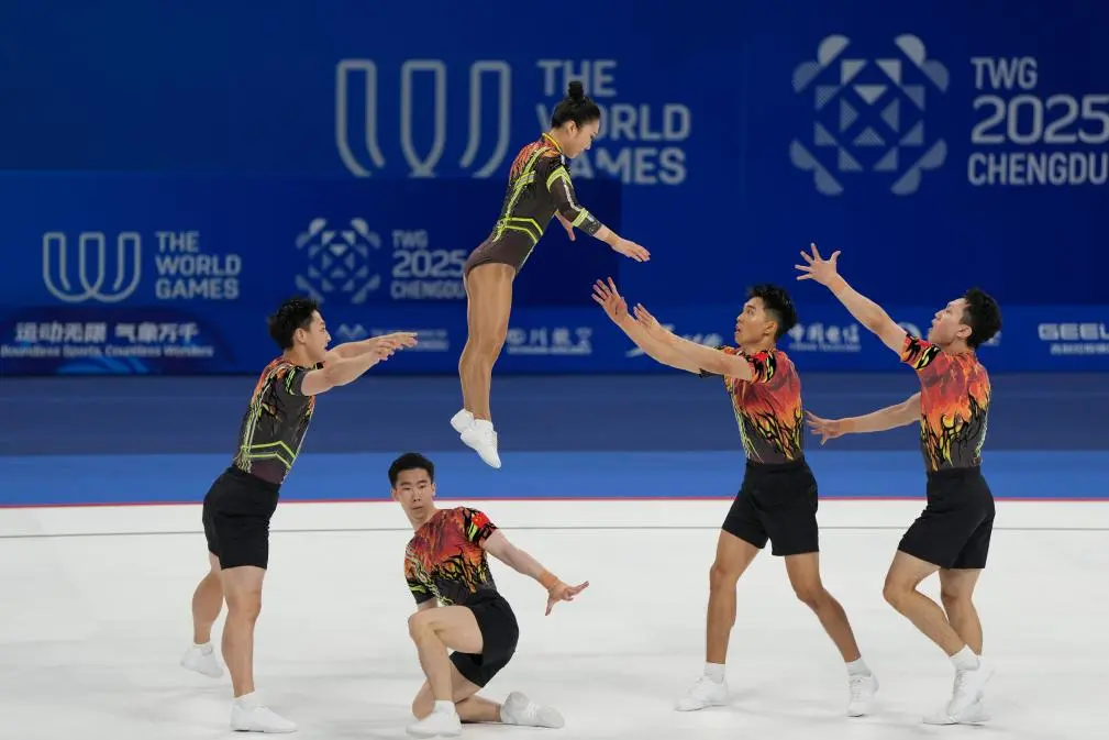 AA, 健美操五人 AA, 健美操五人