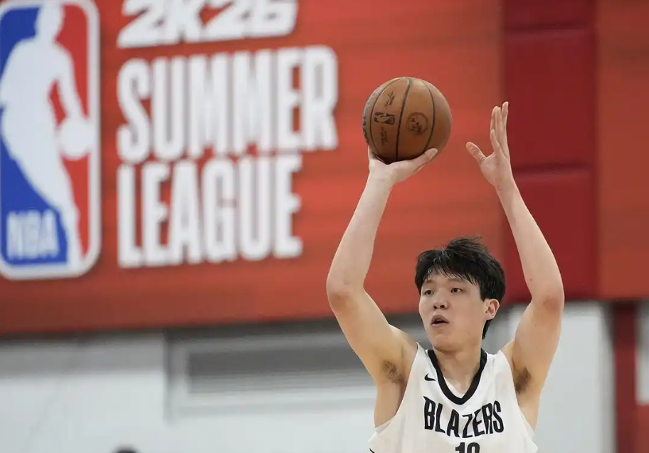 间非常长, 他还是在私, 他肯定想在